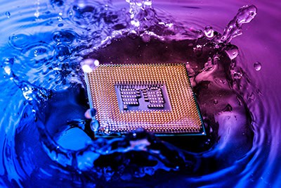 semiconductor chip in liquid